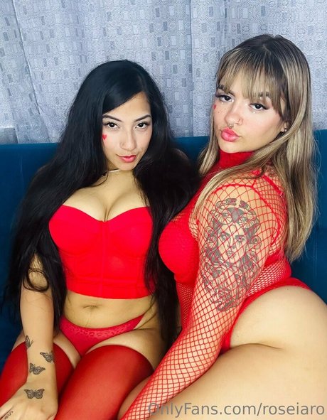 Nagie wyciekłe zdjęcie OnlyFans od Roseiaro