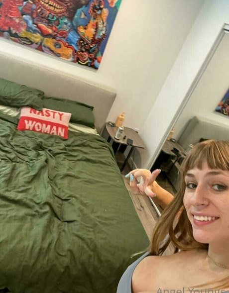 Nagie wyciekłe zdjęcie OnlyFans od Angelyoungsxxx