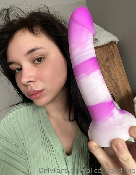 Alice_wood_vip
