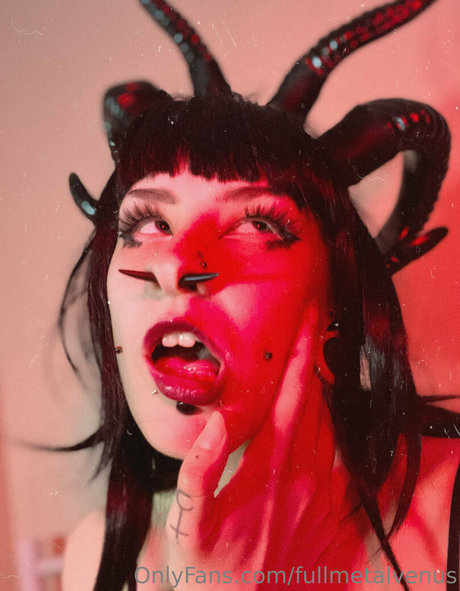 Nagie wyciekłe zdjęcie OnlyFans od Fullmetalvenus