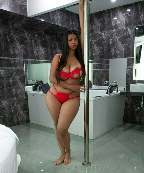 Nagie wyciekłe zdjęcie OnlyFans od Kathesweet