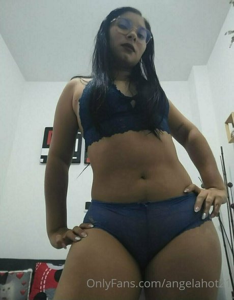 Nagie wyciekłe zdjęcie OnlyFans od Angelahot21