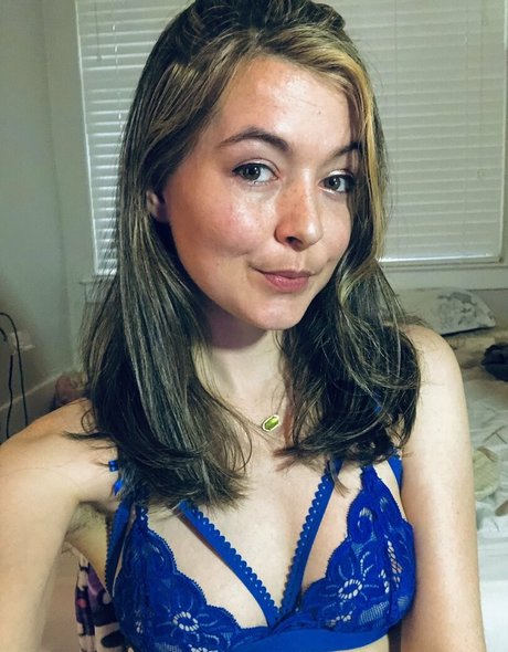 Nagie wyciekłe zdjęcie OnlyFans od Zhaddie Grey