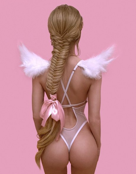 Nagie wyciekłe zdjęcie OnlyFans od Angelica Kenova