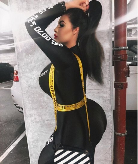 Nagie wyciekłe zdjęcie OnlyFans od Sxmonne