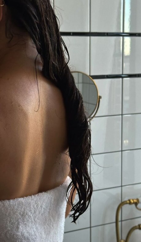 Nagie wyciekłe zdjęcie OnlyFans od Christina Nadin