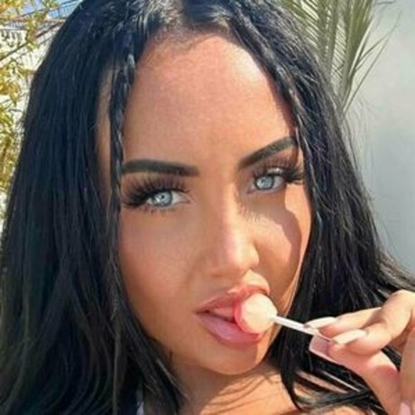 Nagie wyciekłe zdjęcie OnlyFans od Brunettebabiii