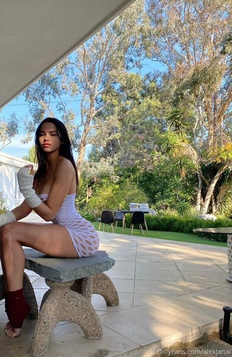 Nagie wyciekłe zdjęcie OnlyFans od Alexjanai