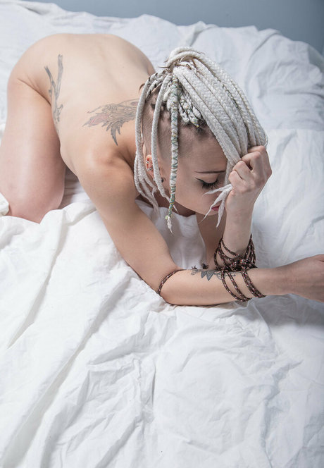 Nagie wyciekłe zdjęcie OnlyFans od Theinkedrabbit