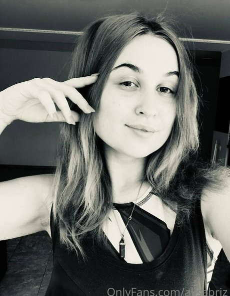 Nagie wyciekłe zdjęcie OnlyFans od Alisabriz