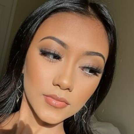 Nagie wyciekłe zdjęcie OnlyFans od Moliney Mao