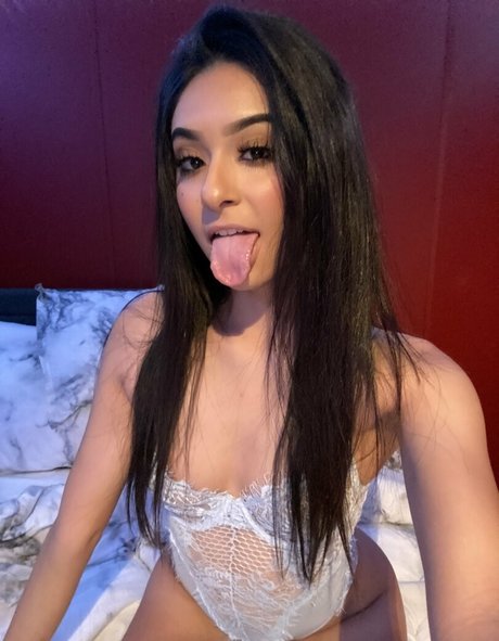 Nagie wyciekłe zdjęcie OnlyFans od Luxurypetite