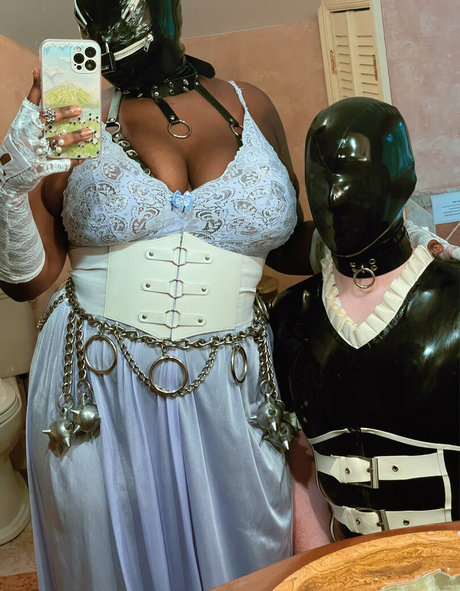 Nagie wyciekłe zdjęcie OnlyFans od Nymphenchantress