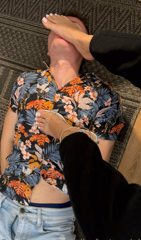 Emilyfootmodel