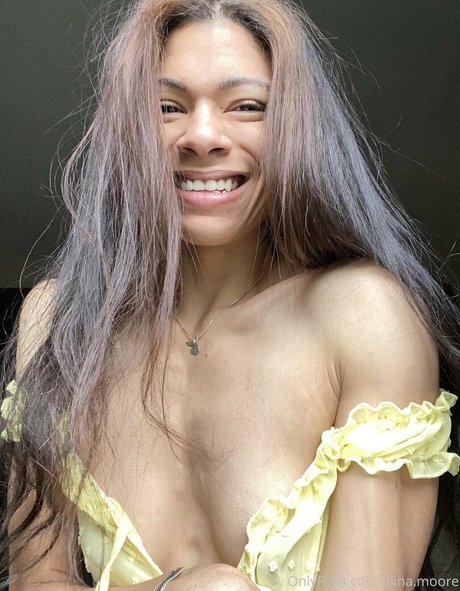 Nagie wyciekłe zdjęcie OnlyFans od Alinamoore