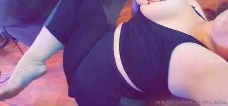 Nagie wyciekłe zdjęcie OnlyFans od Sinfulmermaidsfree