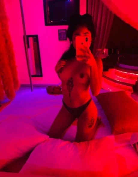 Nagie wyciekłe zdjęcie OnlyFans od Sarahrobert