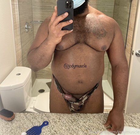 Nagie wyciekłe zdjęcie OnlyFans od Jodymuscle
