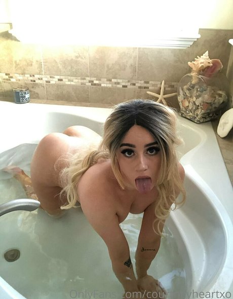 Courtneyheartxo