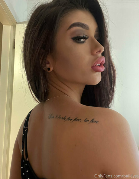 Nagie wyciekłe zdjęcie OnlyFans od Baileyss