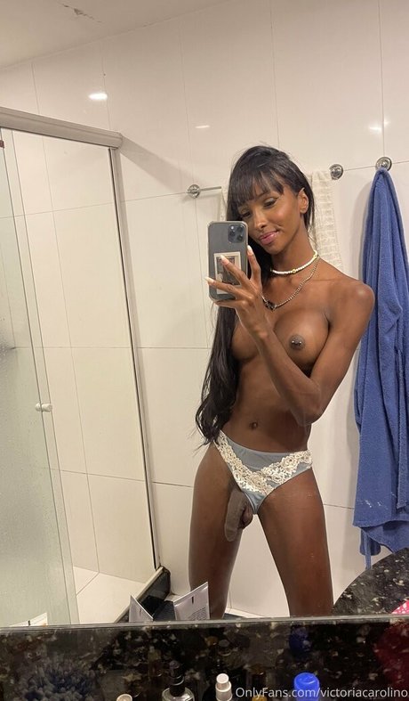 Victoriacarolino
