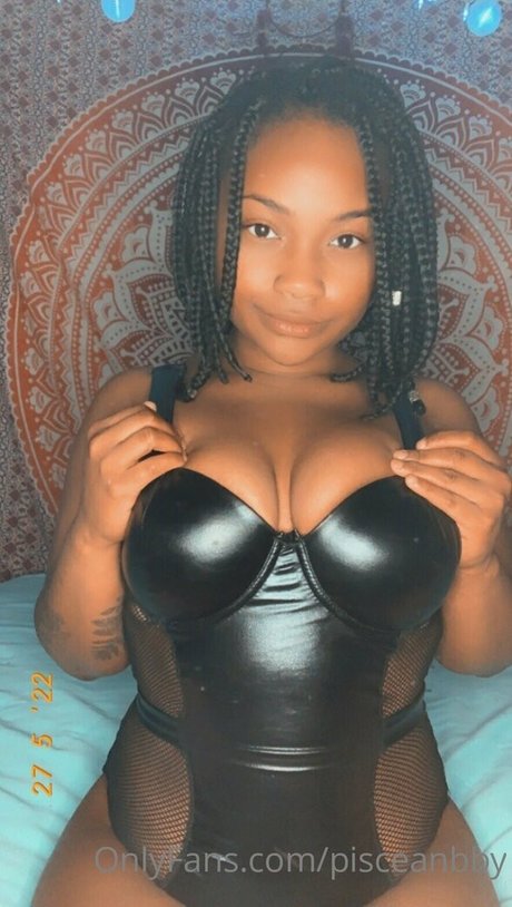 Nagie wyciekłe zdjęcie OnlyFans od Pisceanbby