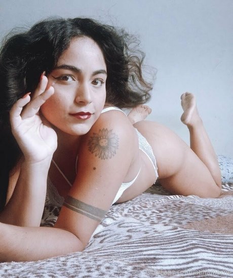 Nagie wyciekłe zdjęcie OnlyFans od Latinamarne