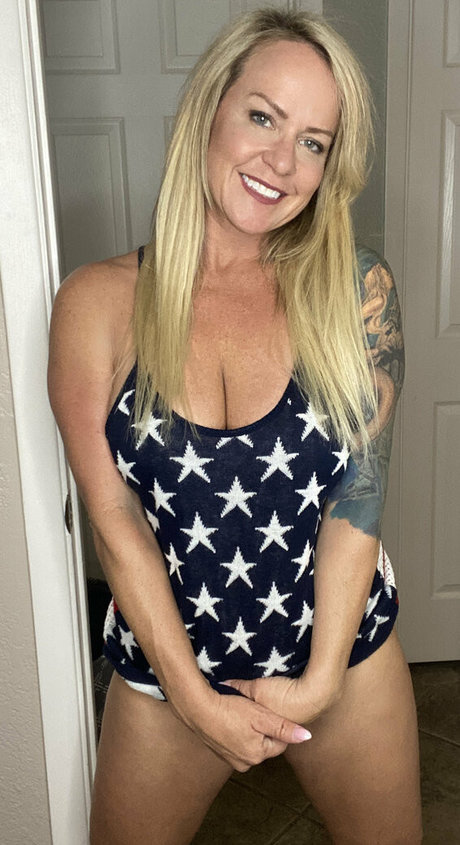 Nagie wyciekłe zdjęcie OnlyFans od Amieworldwidefree