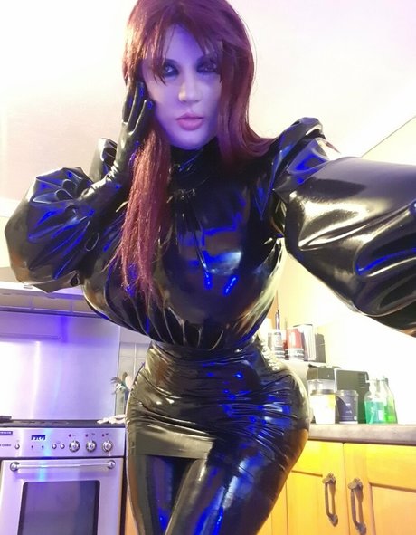 Evelyndoll