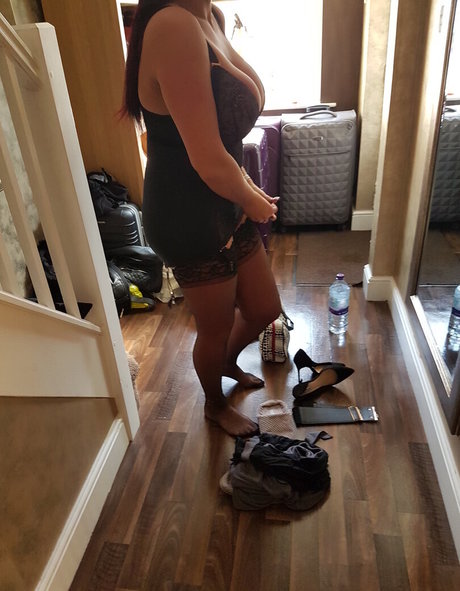 Nagie wyciekłe zdjęcie OnlyFans od Sexyemmabutt