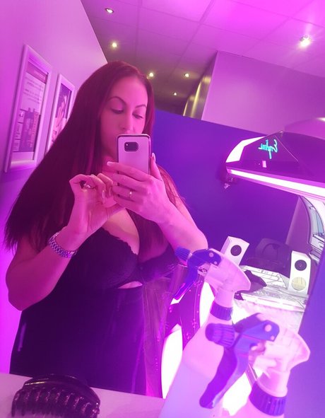 Nagie wyciekłe zdjęcie OnlyFans od Sexyemmabutt
