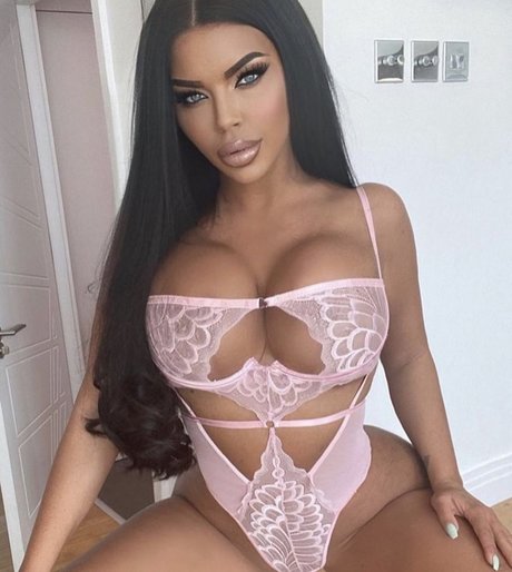 Nagie wyciekłe zdjęcie OnlyFans od Ellmissoni
