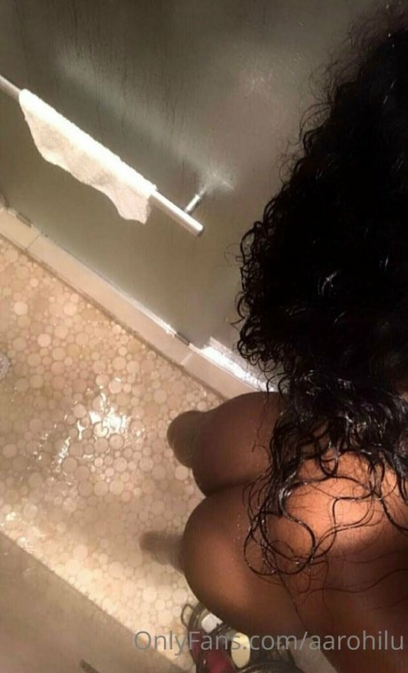 Nagie wyciekłe zdjęcie OnlyFans od Rohilu
