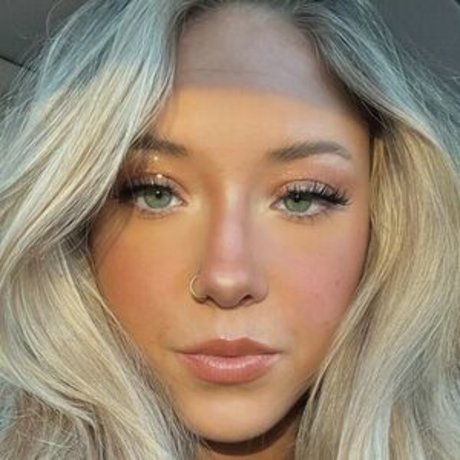 Nagie wyciekłe zdjęcie OnlyFans od Lexi Nicole