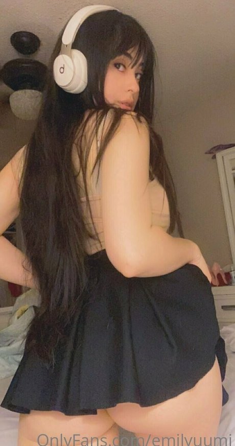 Nagie wyciekłe zdjęcie OnlyFans od Emilyuumi