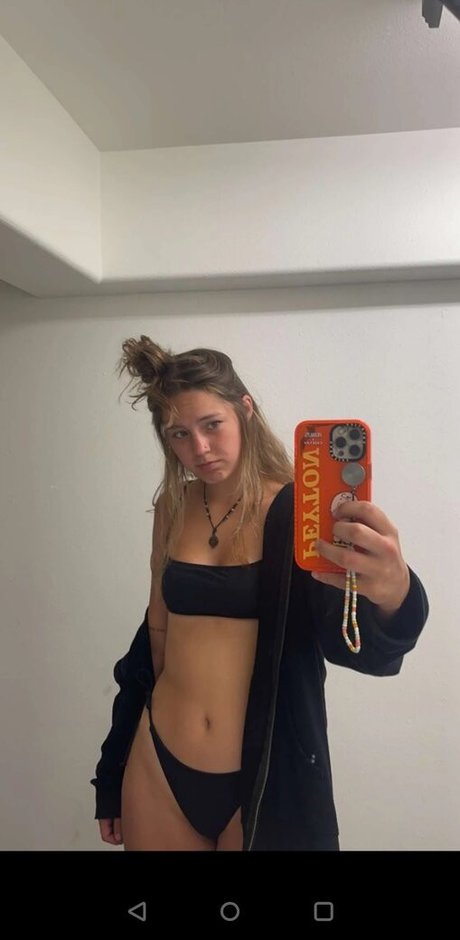 Nagie wyciekłe zdjęcie OnlyFans od Peyton Coffee