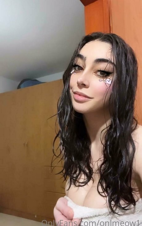 Nagie wyciekłe zdjęcie OnlyFans od Onlmeow1