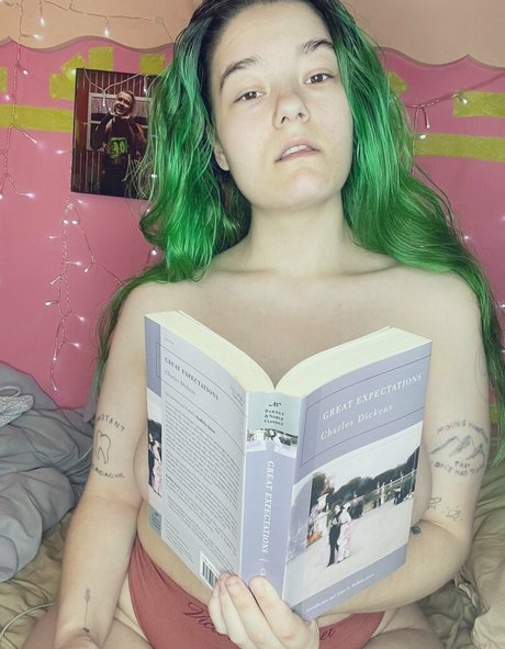 Pixxxiebelle