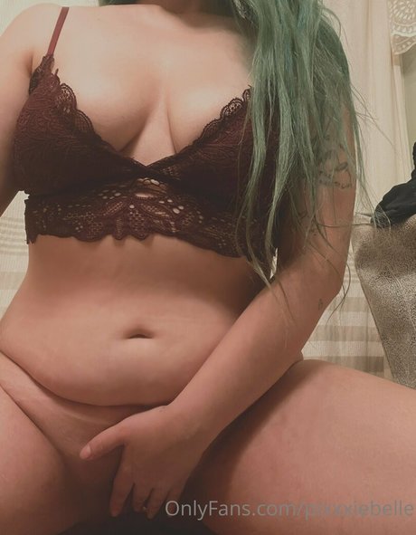 Pixxxiebelle