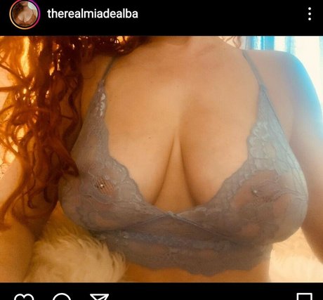 Therealmiadealba