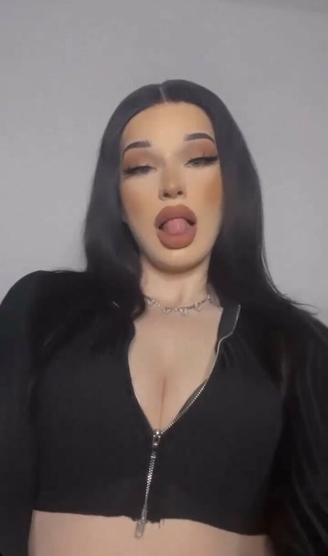 Nagie wyciekłe zdjęcie OnlyFans od Luaaliyah