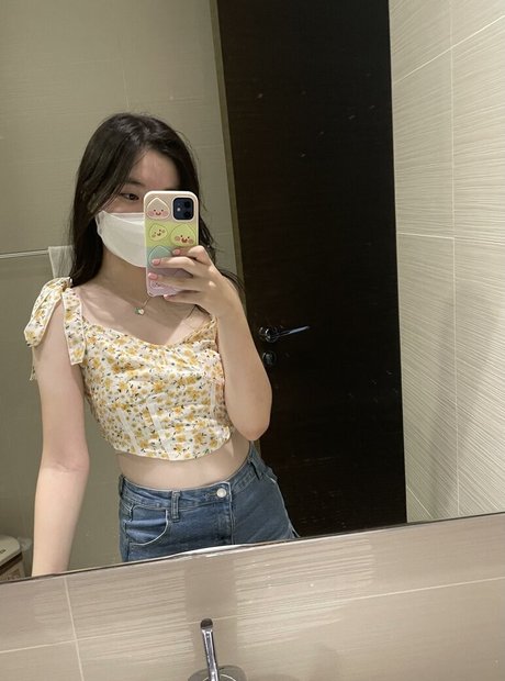 Nagie wyciekłe zdjęcie OnlyFans od Cutiebrookex