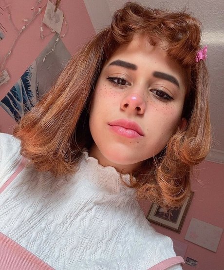 Nagie wyciekłe zdjęcie OnlyFans od Littlebunnygirl