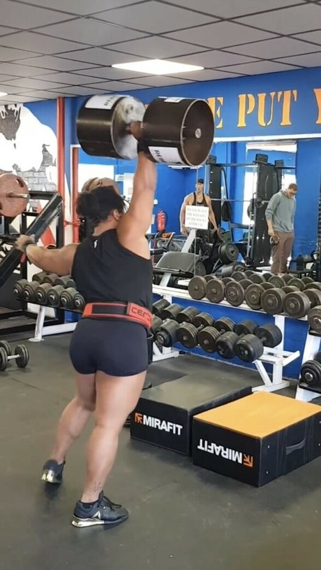Strongwomen