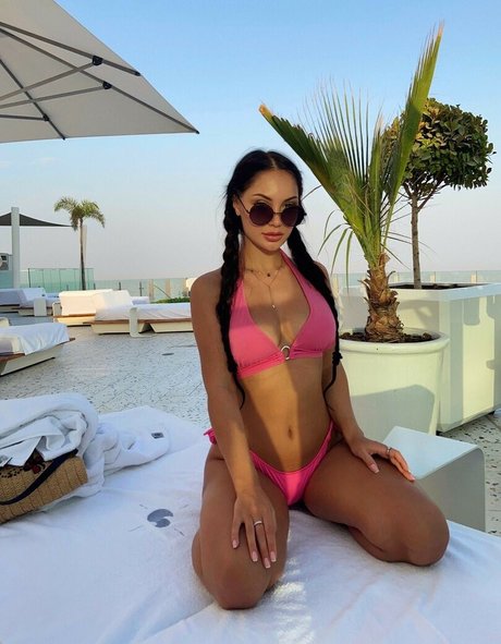 Nagie wyciekłe zdjęcie OnlyFans od Kristina Azaronak