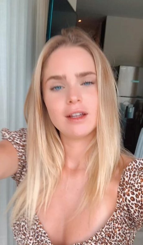 Nagie wyciekłe zdjęcie OnlyFans od Inna Moll
