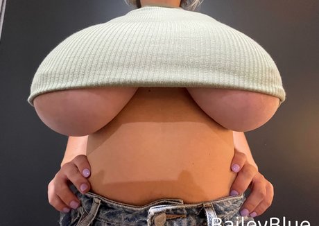 Nagie wyciekłe zdjęcie OnlyFans od Bailey Blue