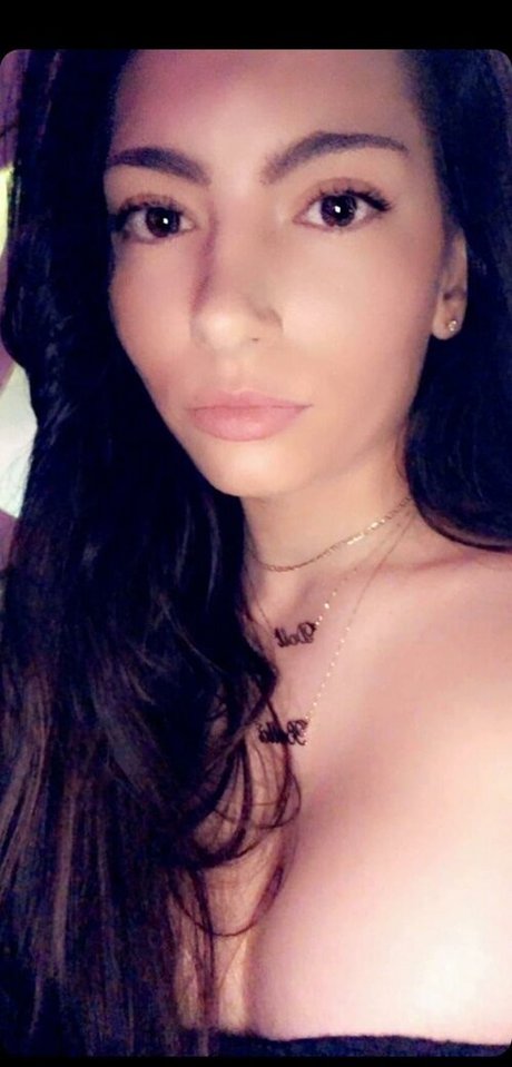 Bellas Toy Chest