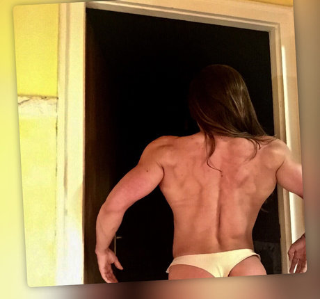 Nagie wyciekłe zdjęcie OnlyFans od Reni Gendur