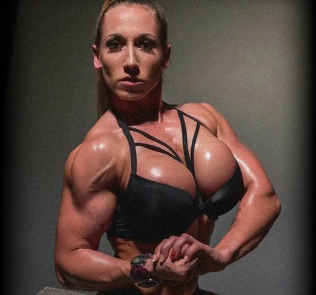 Nagie wyciekłe zdjęcie OnlyFans od Reni Gendur